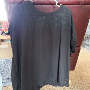 Livi Active Black Short Sleeve Tee